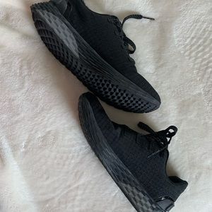 NOBULL running shoes black